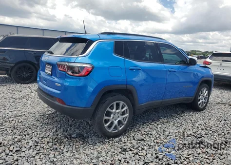 2022 Jeep Compass Latitude Lux z USA, uszkodzony, nr VIN 3C4NJDFB8NT187162